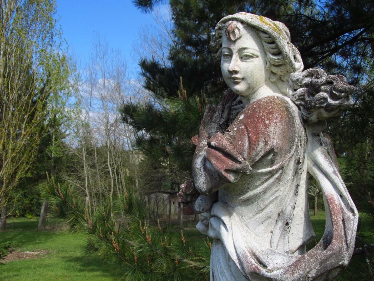Manoir Laurette Bed & Breakfast Saint-Martin-Petit Bagian luar foto