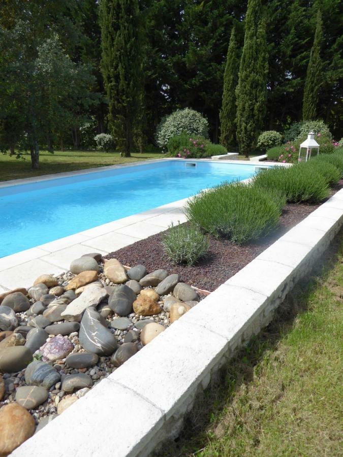 Manoir Laurette Bed & Breakfast Saint-Martin-Petit Bagian luar foto